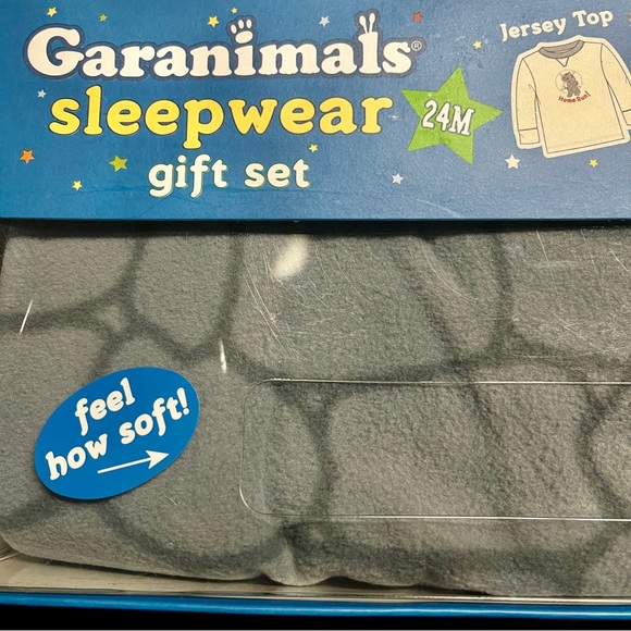 Garanimals Sleepwear Top Pant Plush Toy 3 Pc. Gift Set 24M Polyester Rhino - Picture 3 of 4